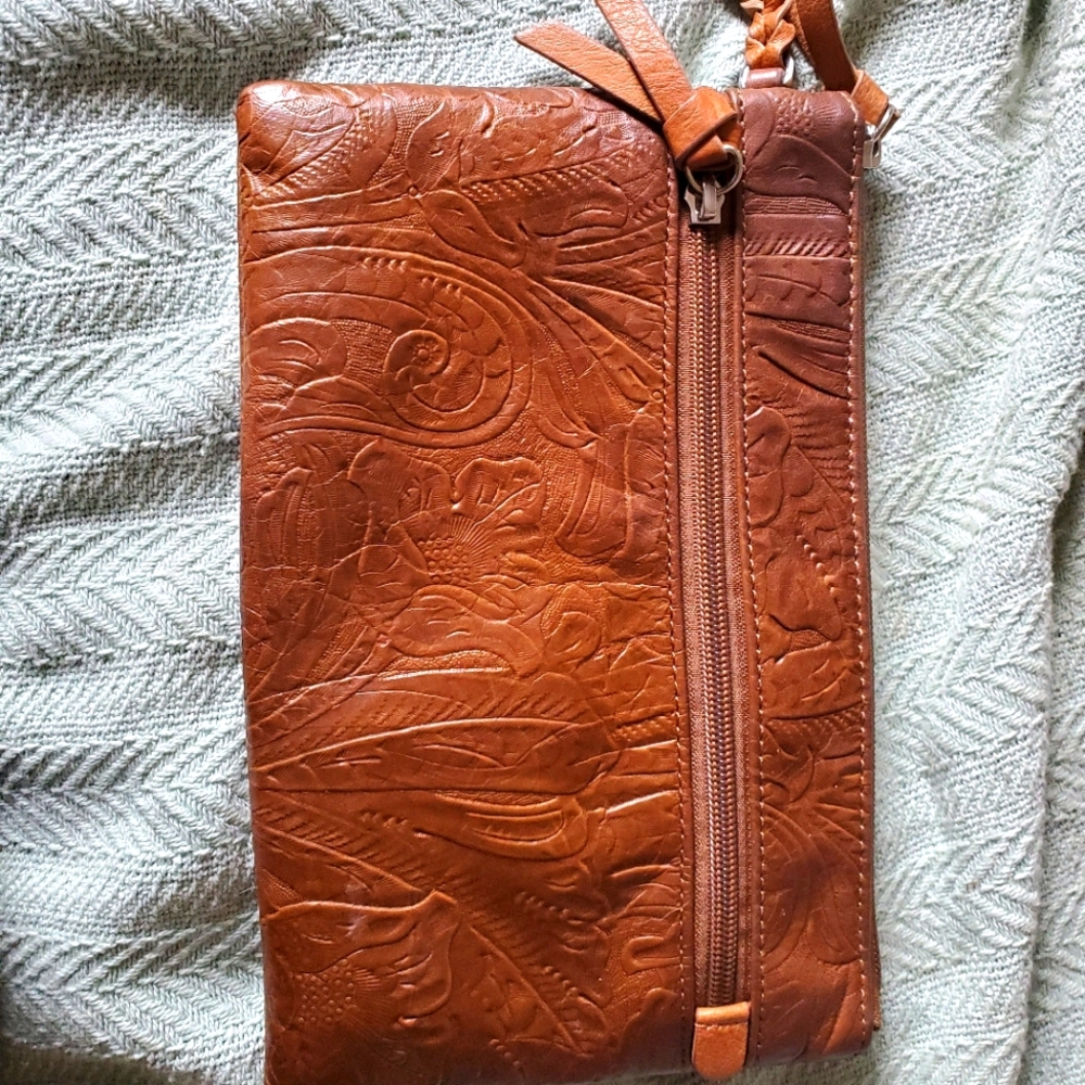 Leather Wrislet